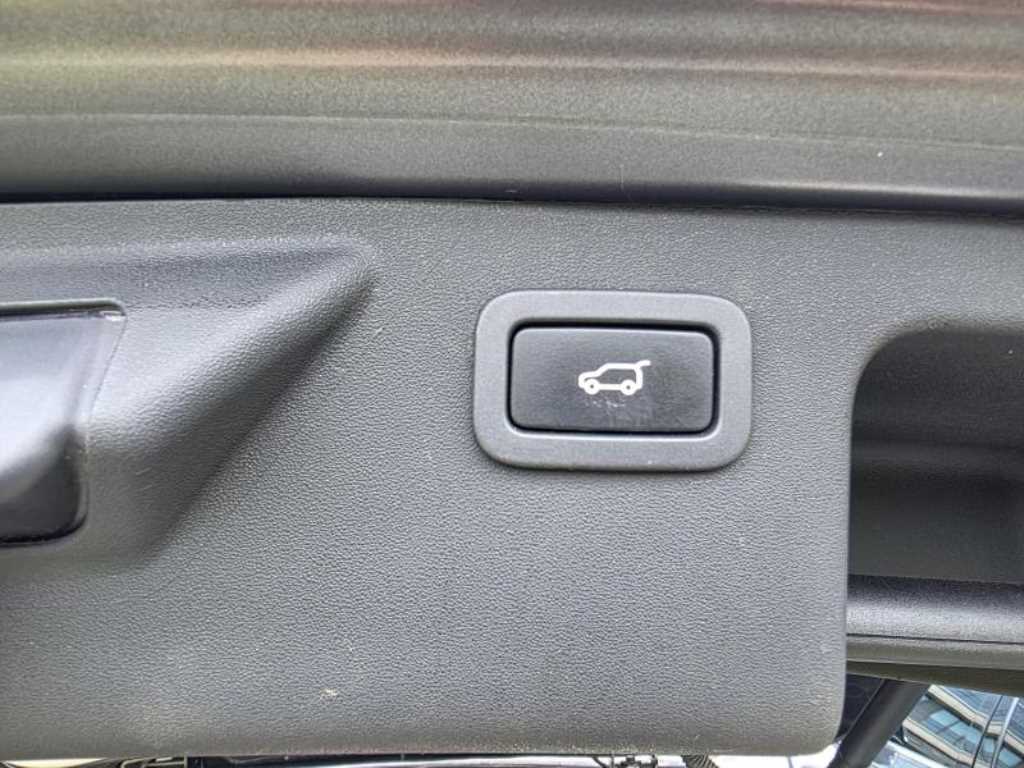 Land Rover Discovery Sports - Vista 5