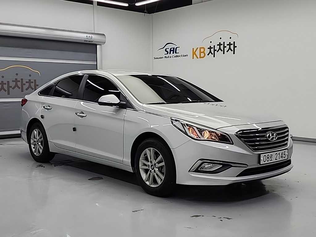 HYUNDAI Sonata - Vista 4
