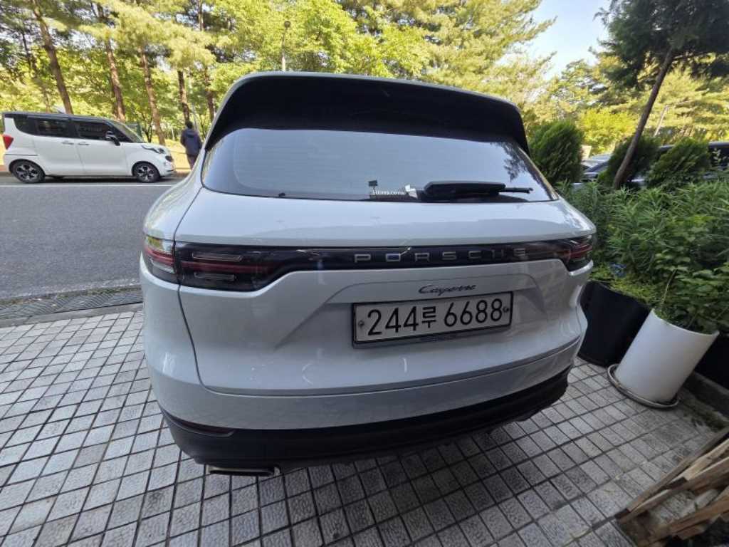 Porsche Cayenne - Vista 5
