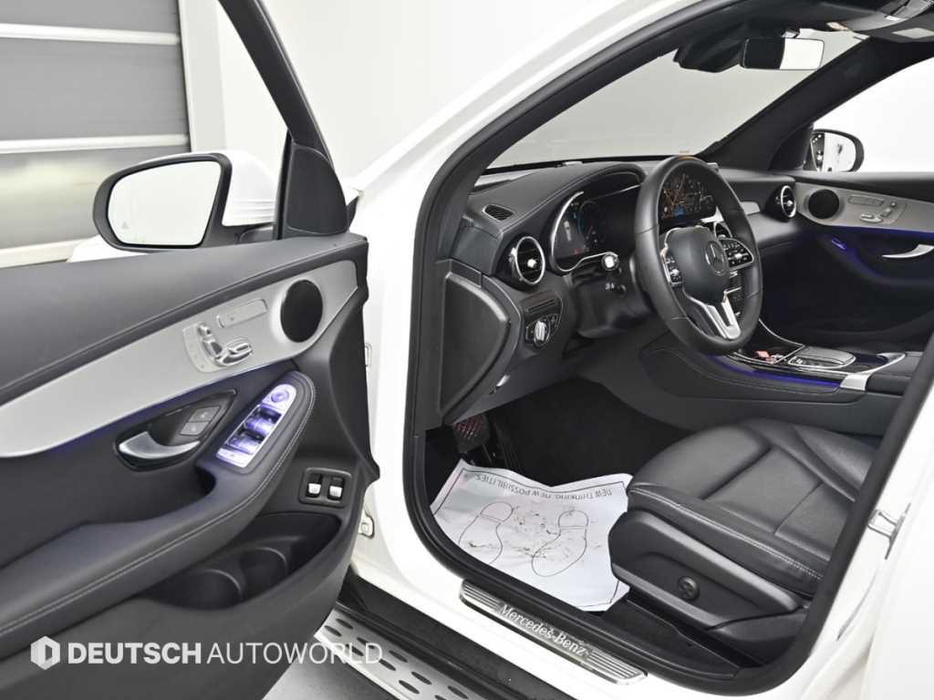 Mercedes Benz GLC Class - Vista 11