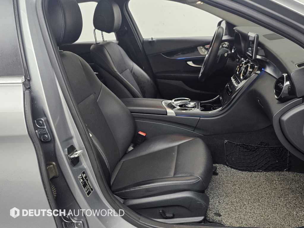 Mercedes Benz C Class - Vista 10
