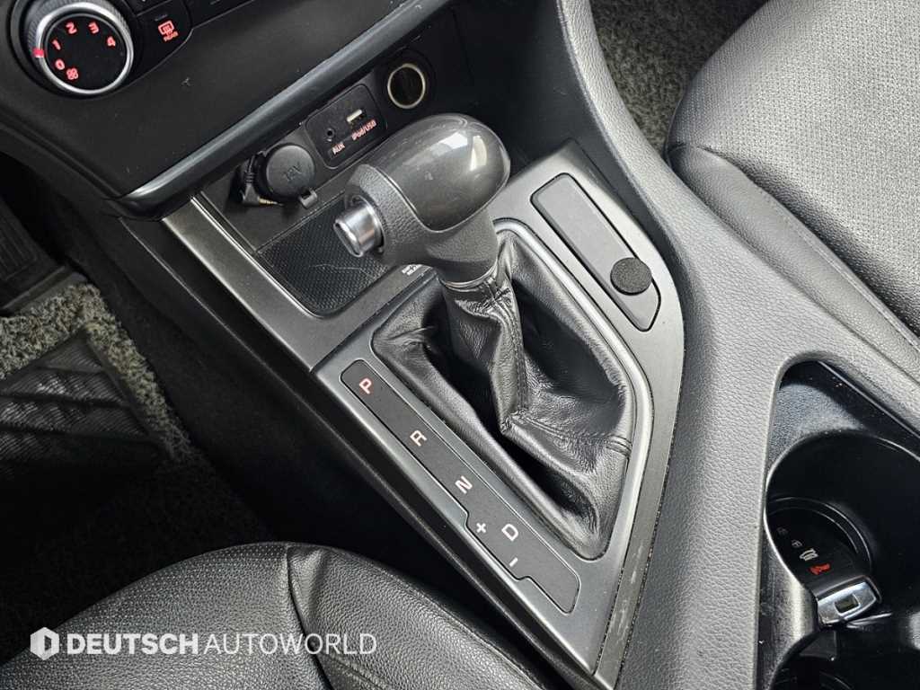 KIA K5 - Vista 9