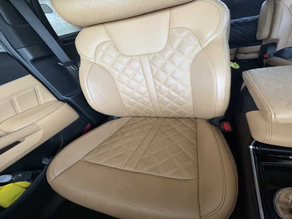 KIA Sorento - Vista 8
