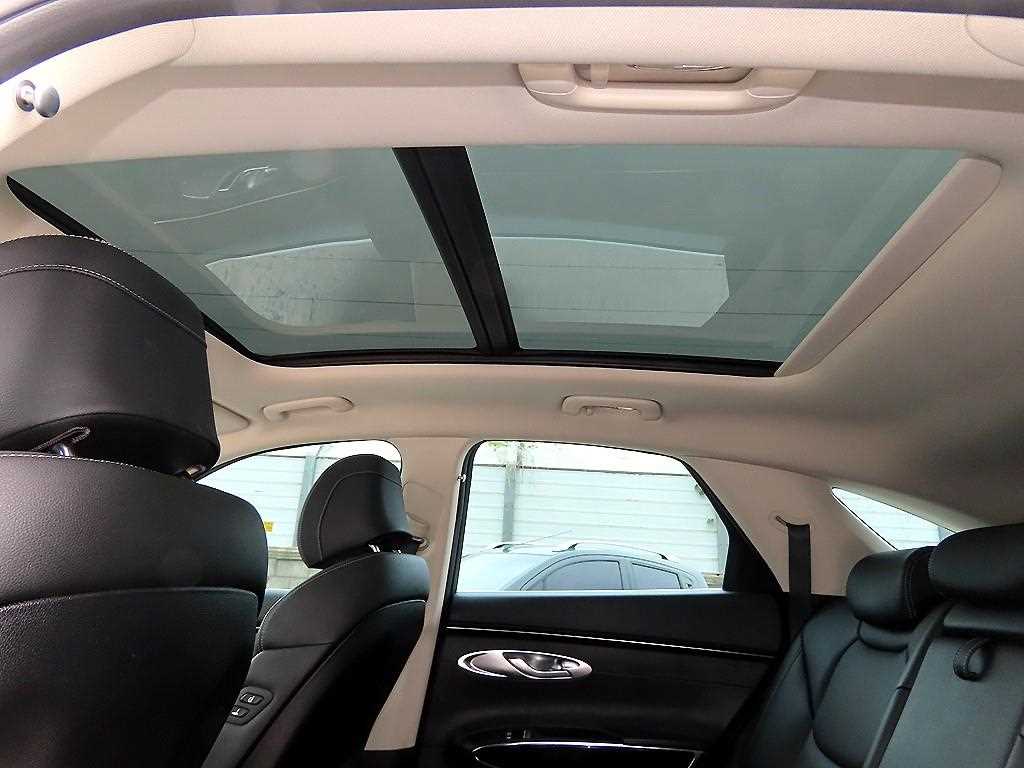 Genesis GV70 2021 Blanco - Importación desde Corea - HF Imports Iquique - Foto 15
