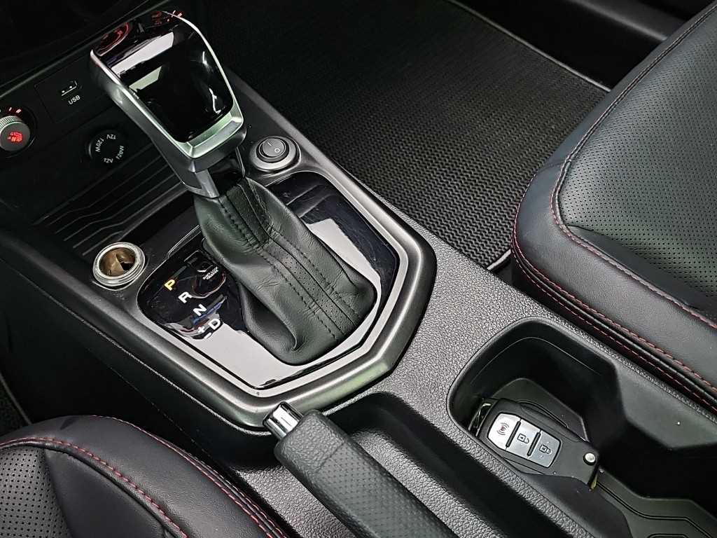 Ssangyong Tivoli - Vista 8