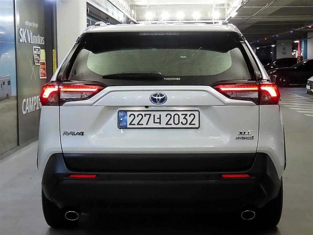 Toyota RAV4 - Vista 5
