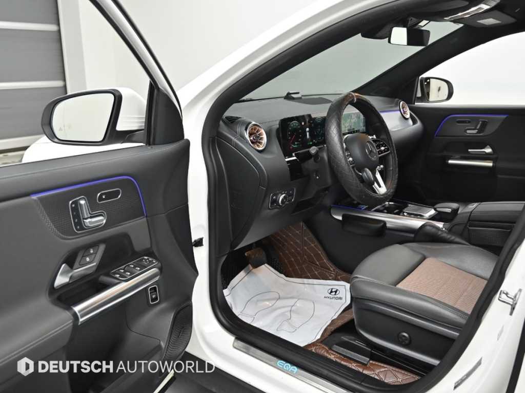 Mercedes Benz EQA - Vista 11