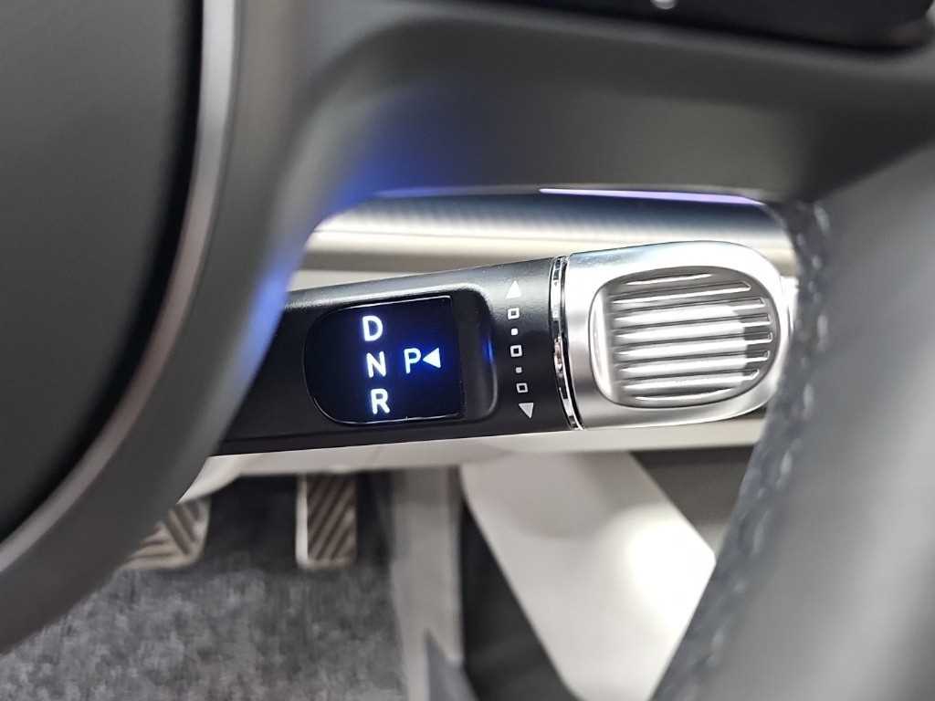 HYUNDAI Ioniq 6 - Vista 8