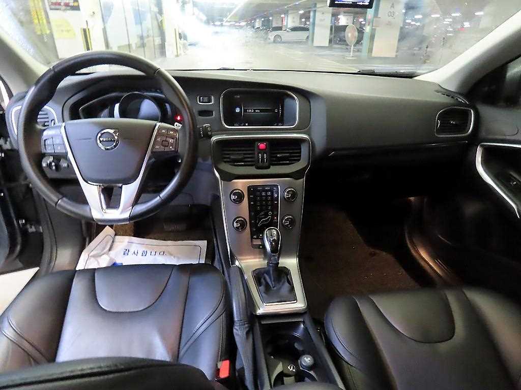 Volvo V40 - Vista 10