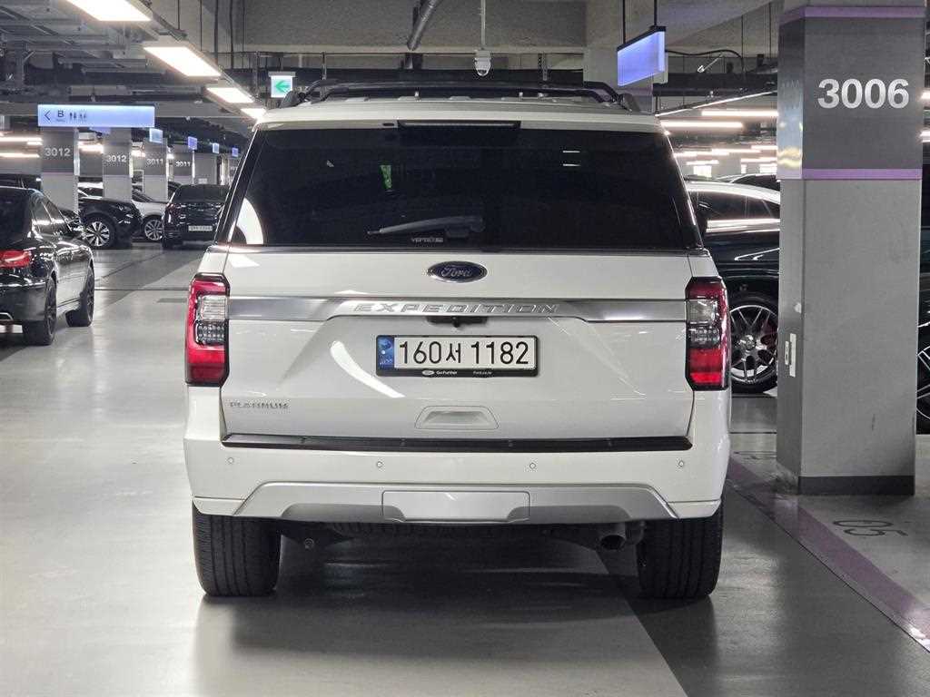 Ford Expedition - Vista 4