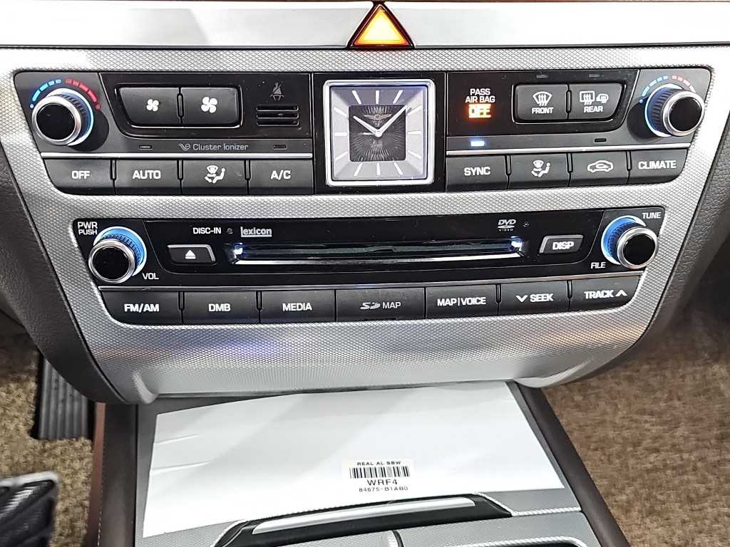 Genesis G80 - Vista 10