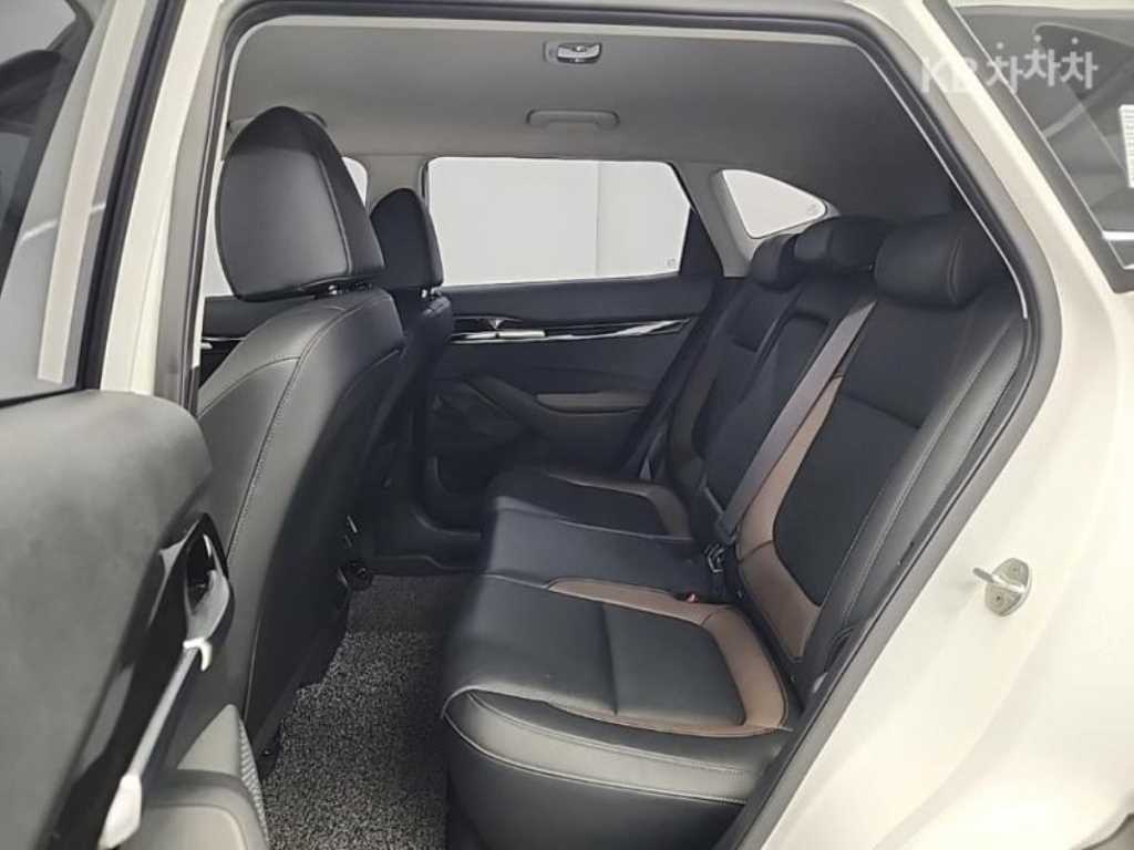 KIA Seltos - Vista 11