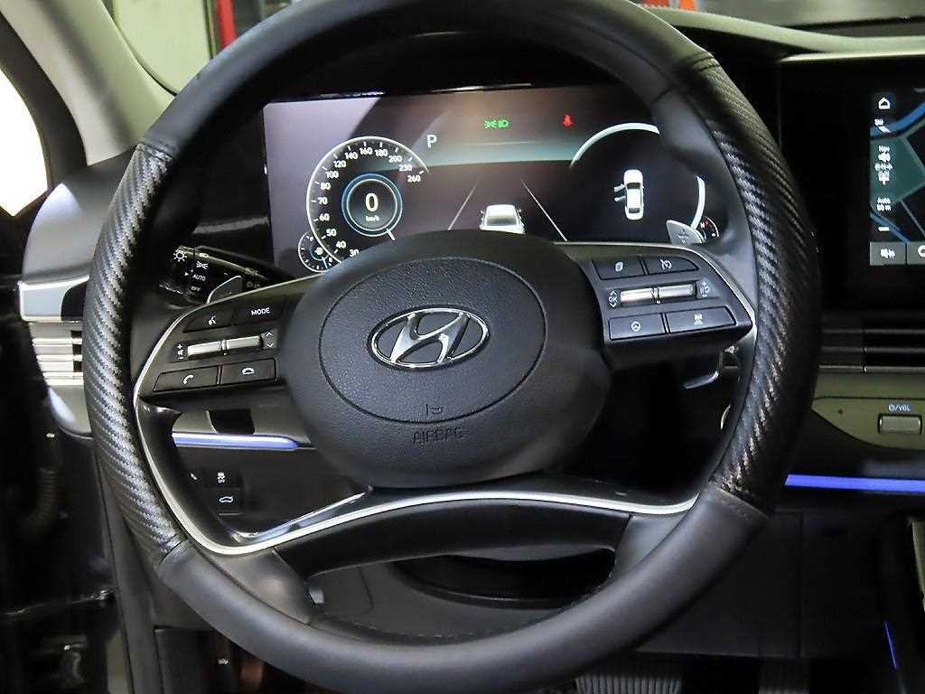 HYUNDAI Grandeur - Vista 8