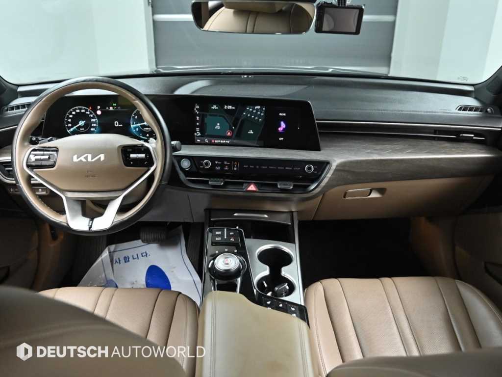 KIA K8 - Vista 8