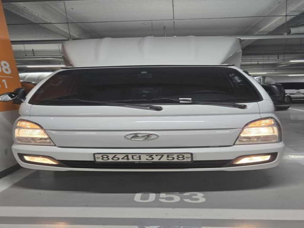 Small Truck Top_Wingbody 2022 Blanco - Importación desde Corea - HF Imports Iquique - Foto 1