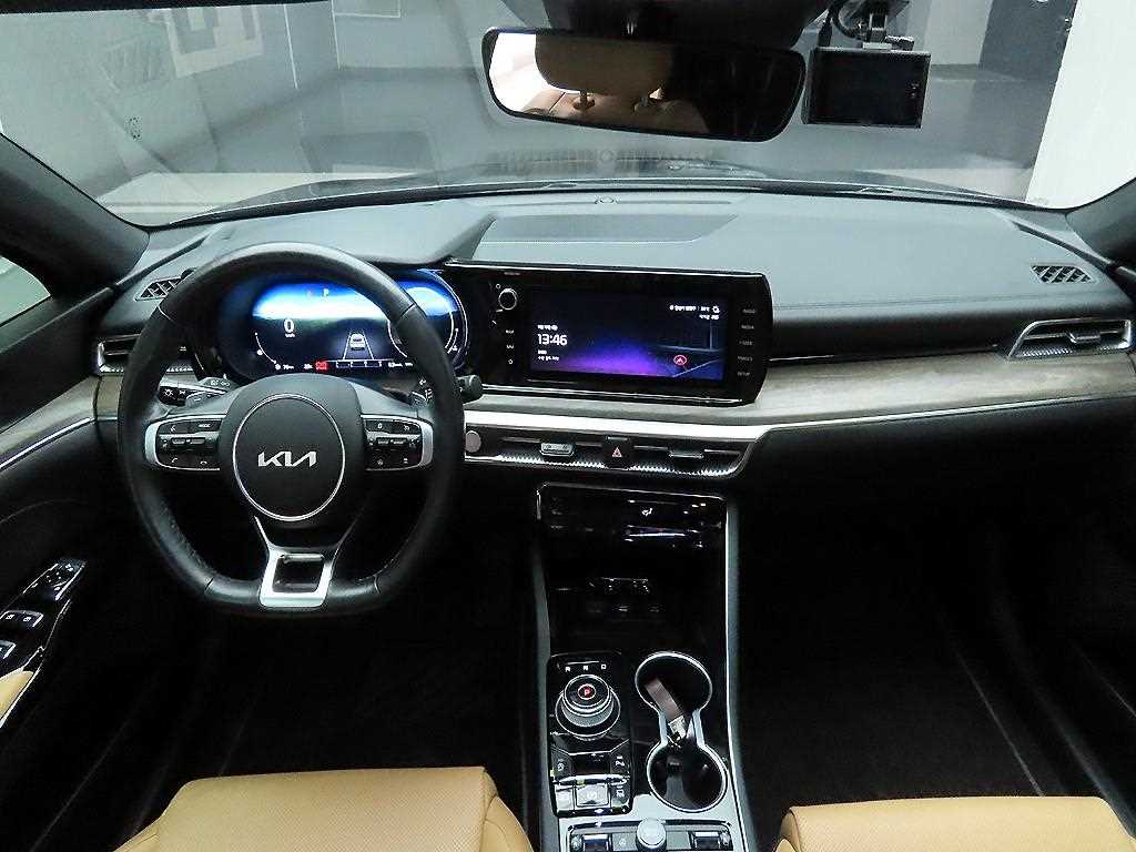 KIA K5 - Vista 7
