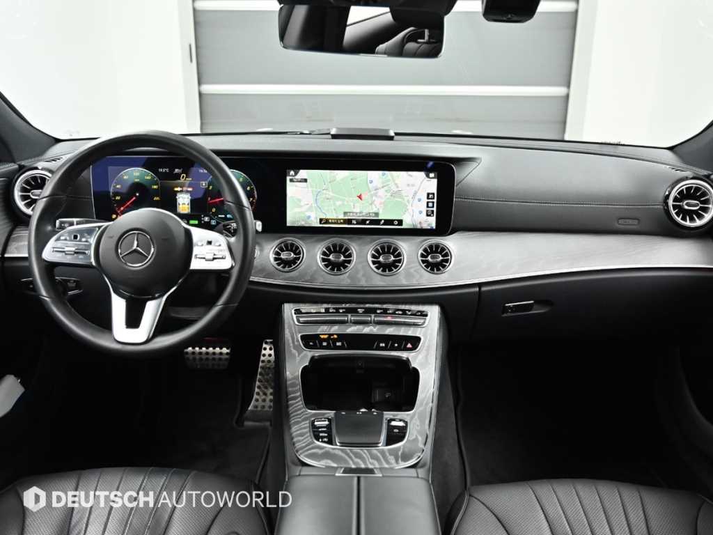 Mercedes Benz CLS Class - Vista 7
