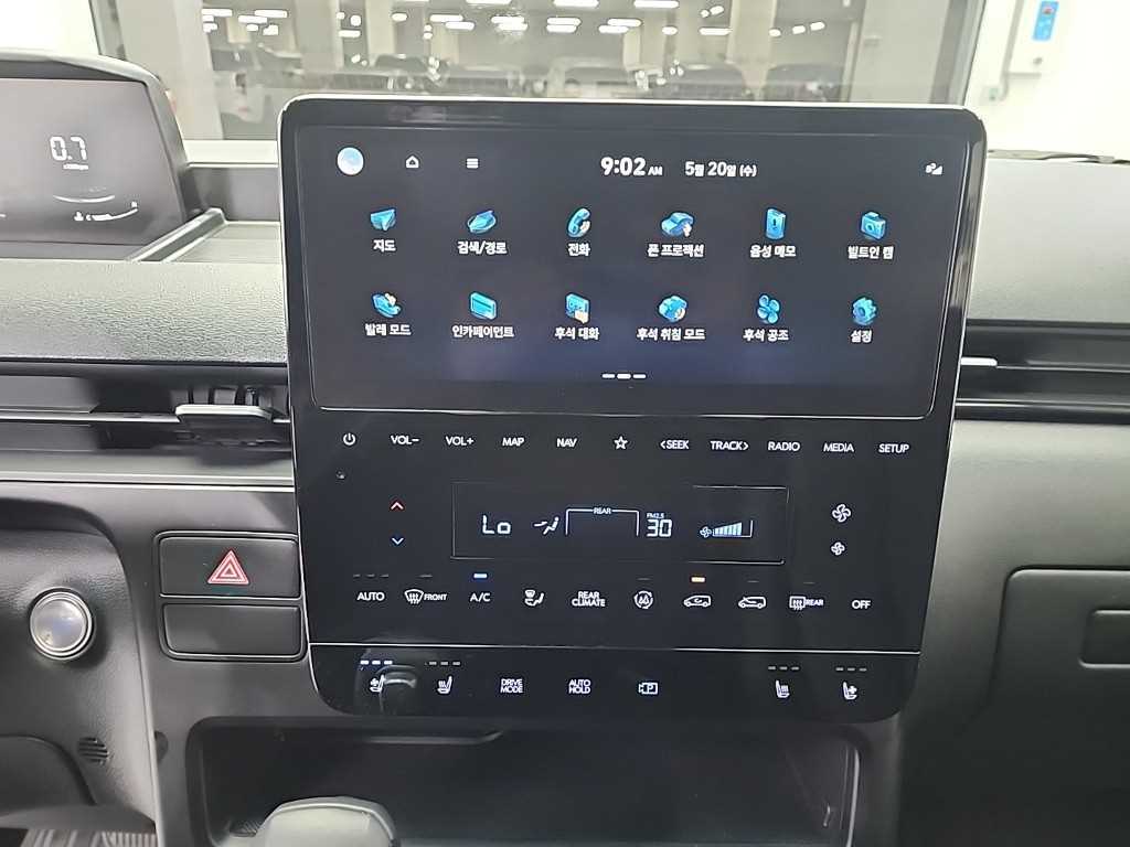 HYUNDAI Staria - Vista 10