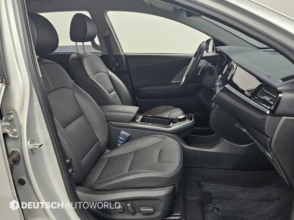 KIA Niro - Vista 10