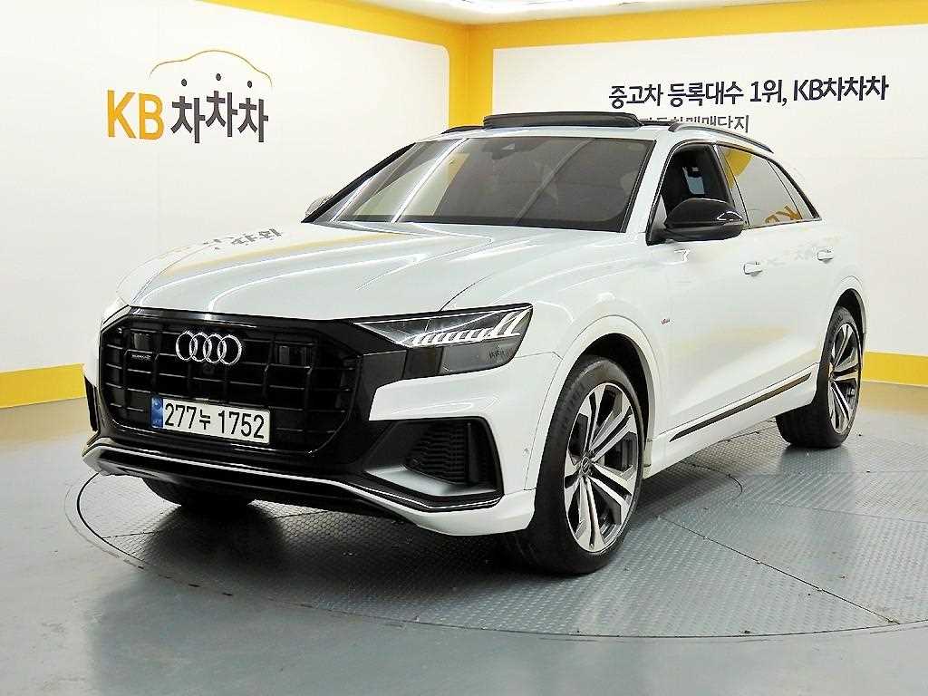 Audi Q8 - Vista 2