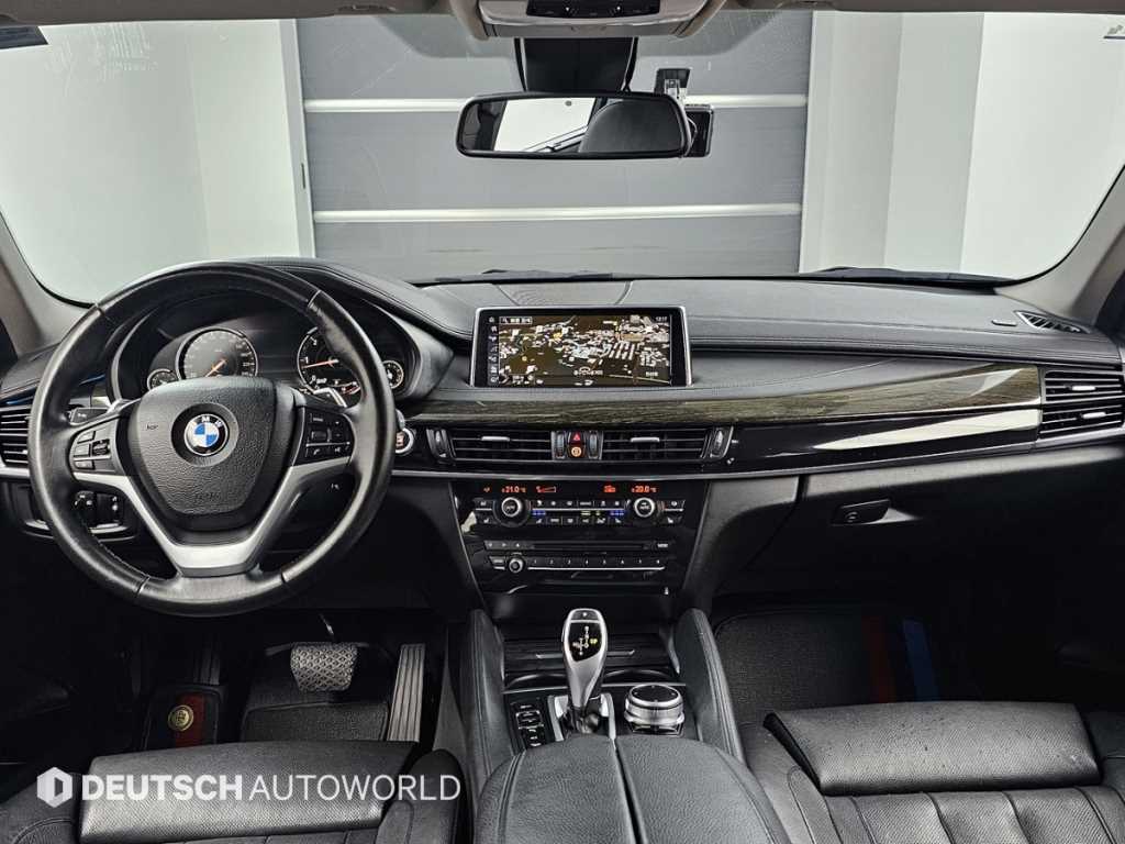 BMW X6 - Vista 8
