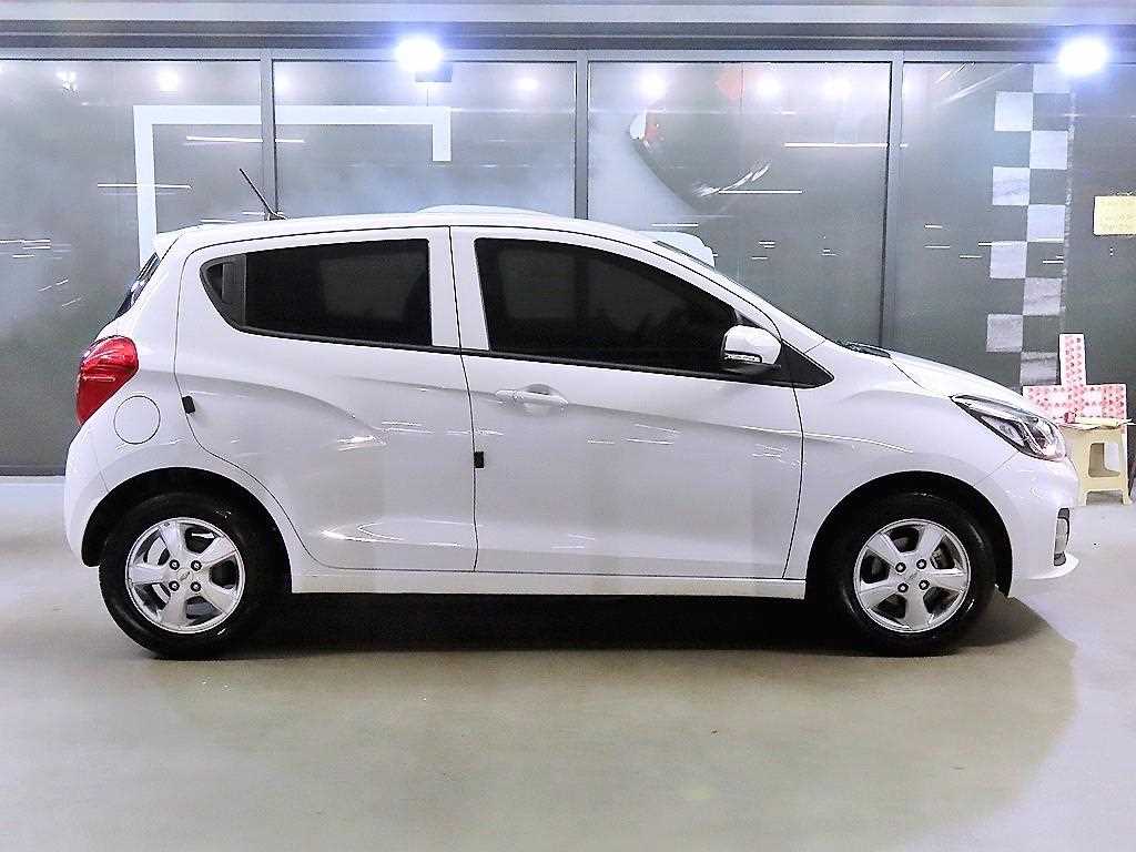 Chevrolet Spark - Vista 3