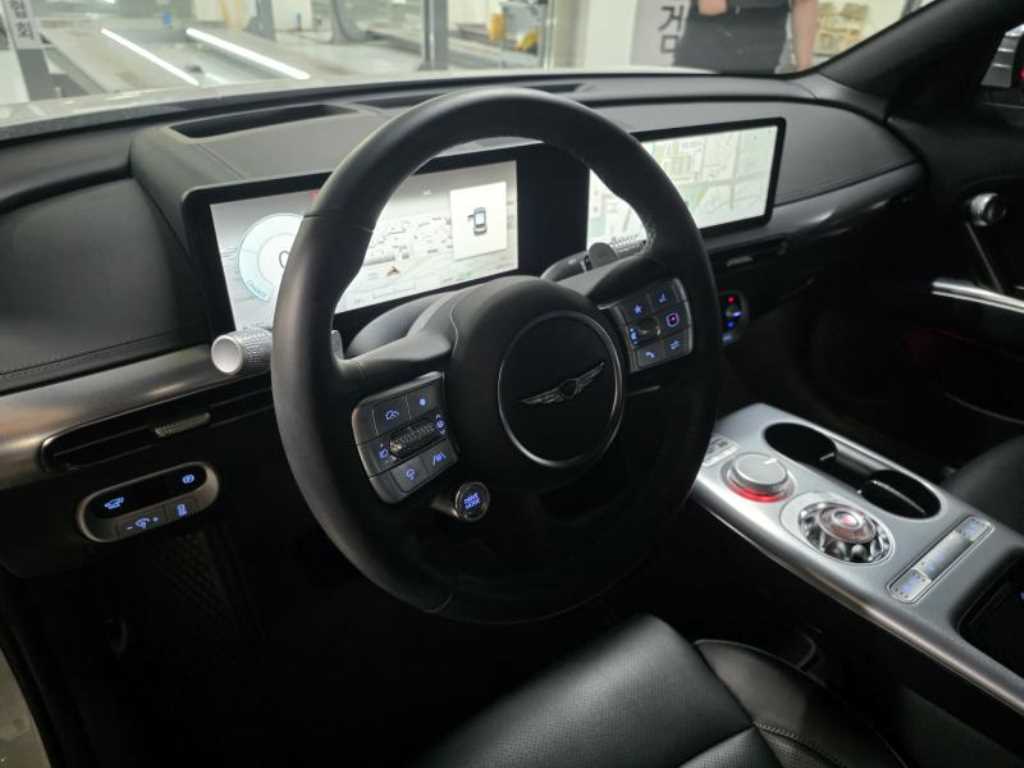 Genesis GV60 - Vista 4