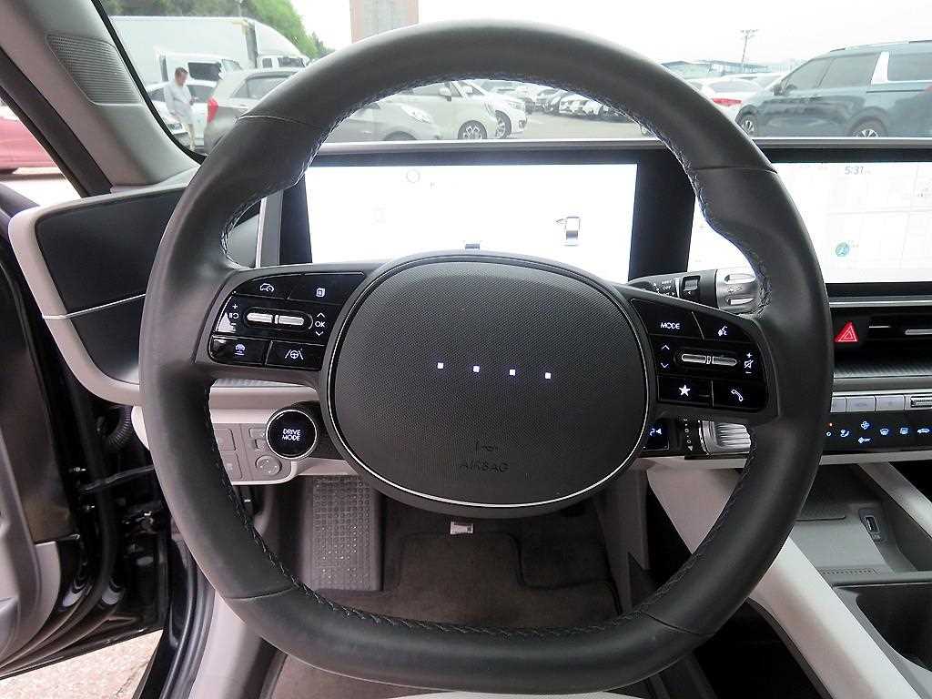 HYUNDAI Ioniq 6 - Vista 11
