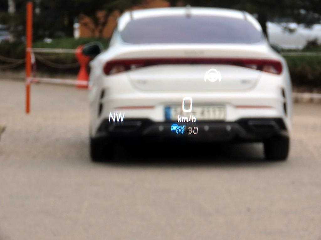 Mercedes Benz CLS Class - Vista 10