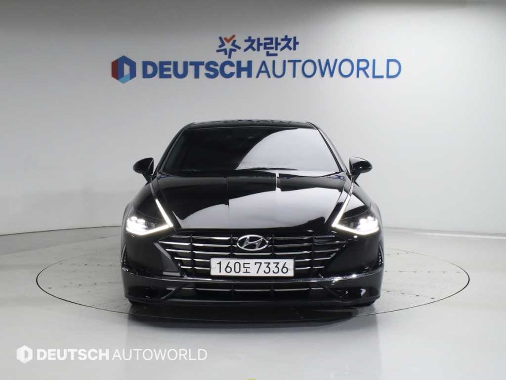 HYUNDAI Sonata - Vista 3