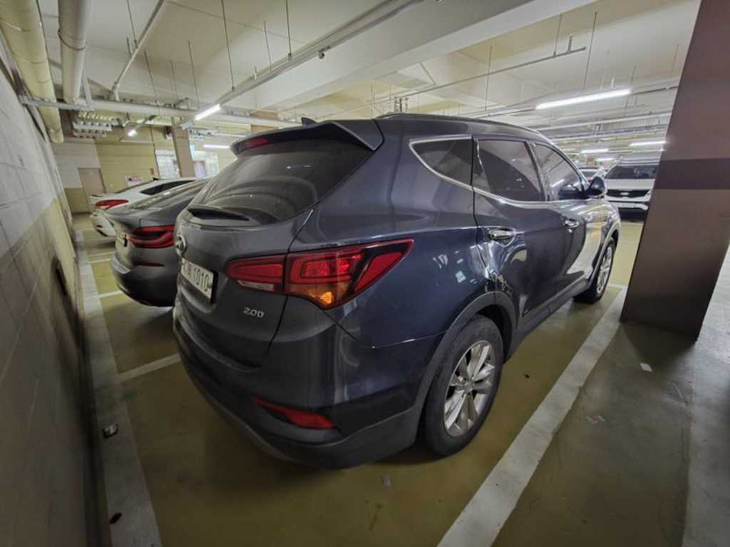 HYUNDAI Santa Fe - Vista 4