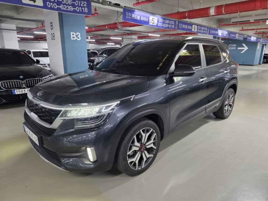 KIA Seltos - Vista 3