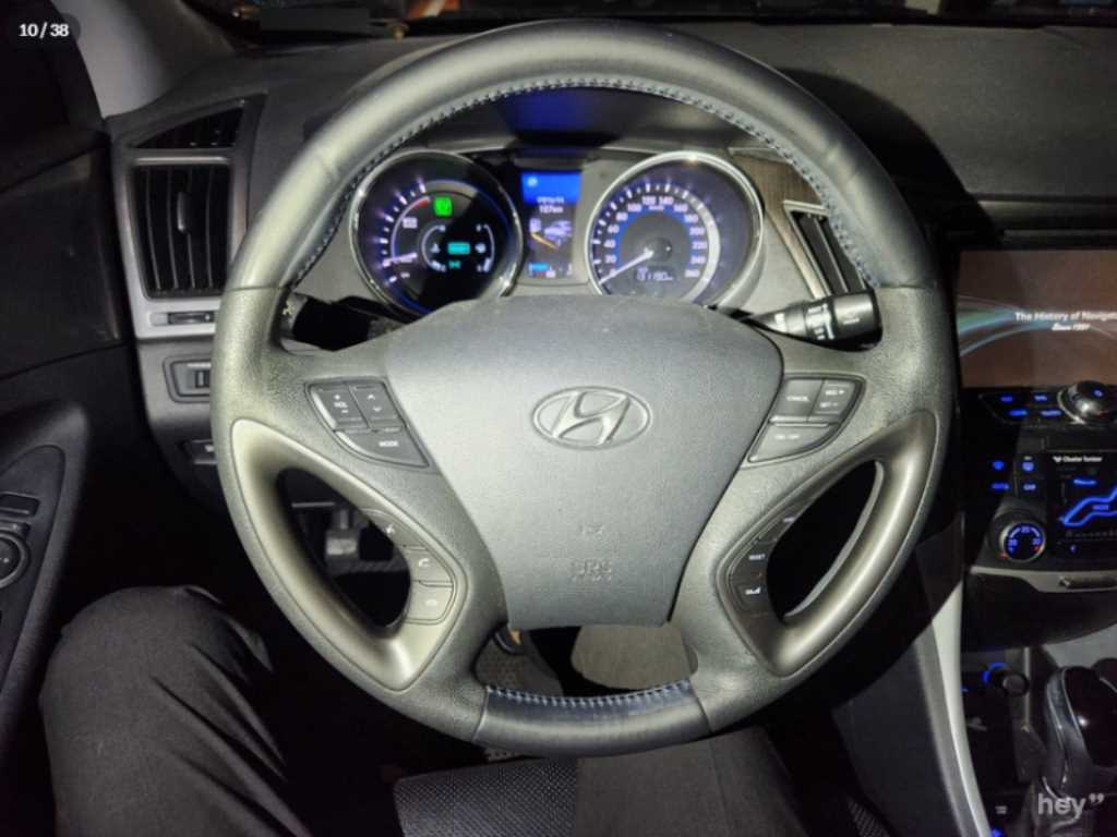 HYUNDAI Sonata - Vista 6