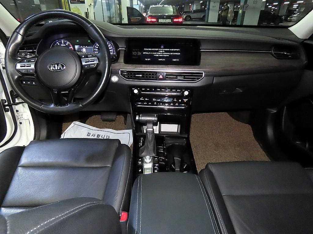 KIA K7 - Vista 10