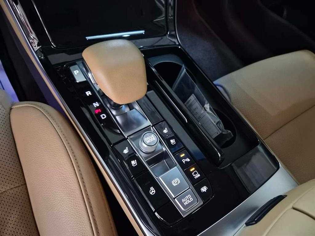 KIA K7 - Vista 11