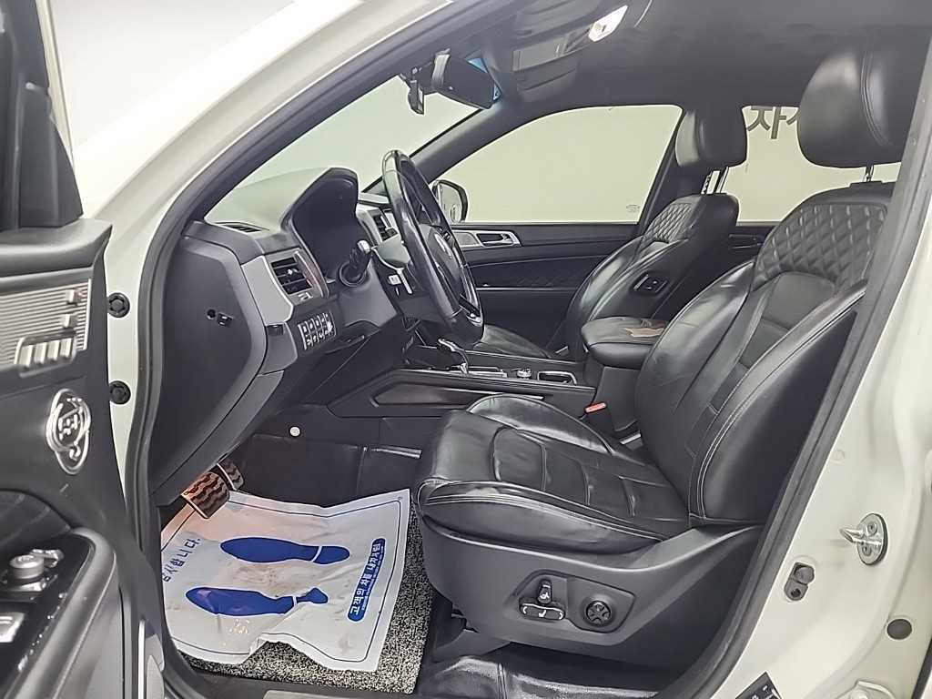 Ssangyong Rexton - Vista 11
