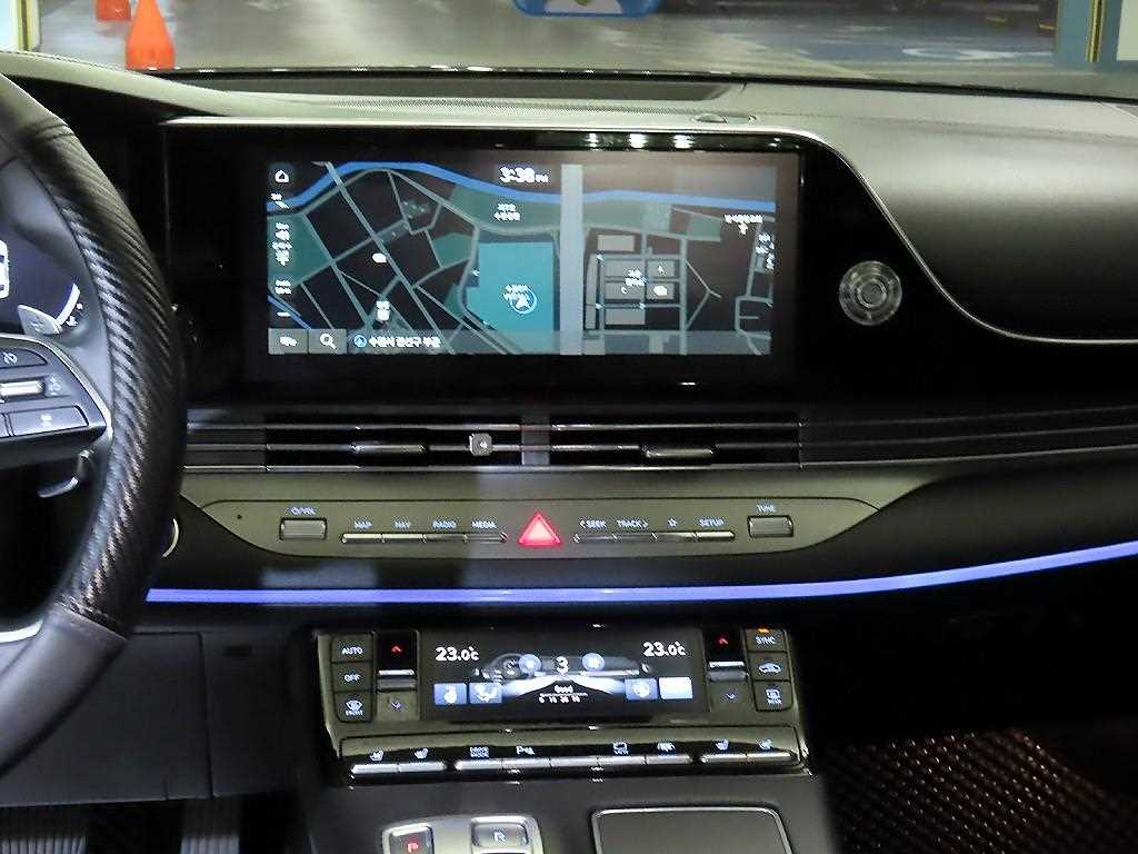 HYUNDAI Grandeur - Vista 11