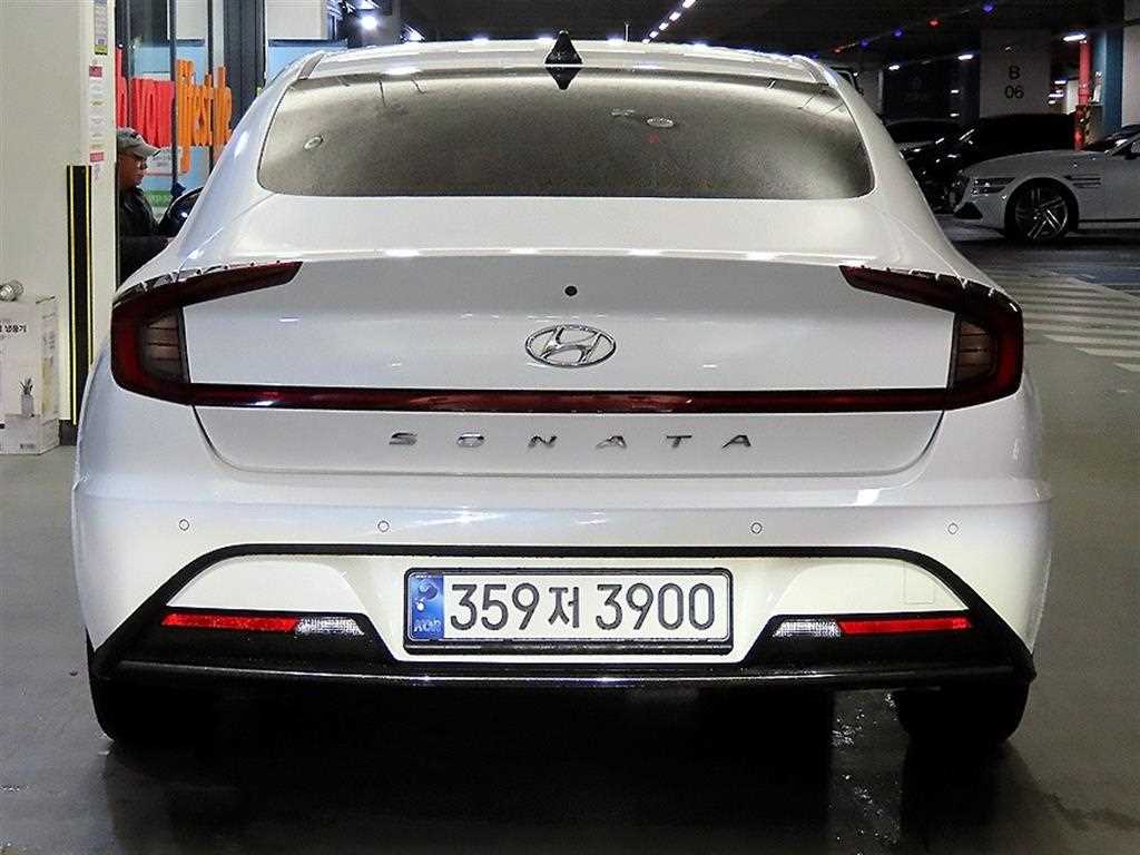HYUNDAI Sonata - Vista 5