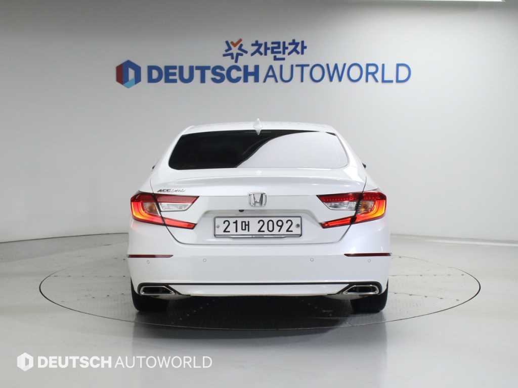 Honda Accord - Vista 4