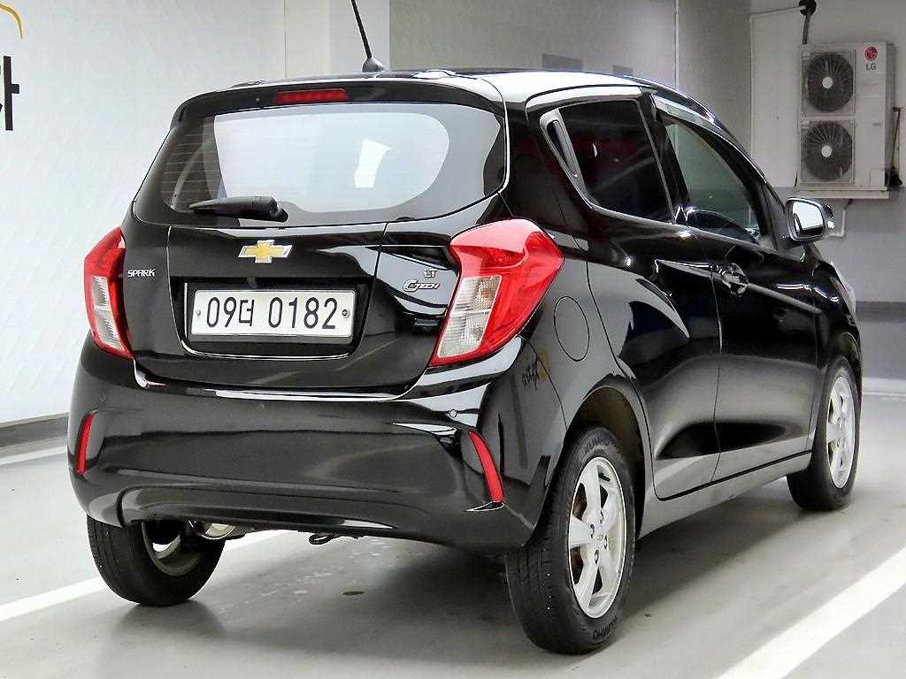Chevrolet Spark - Vista 4