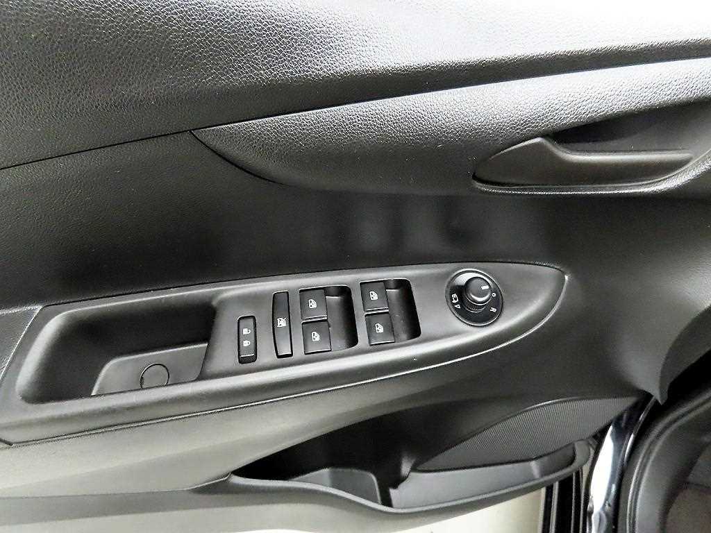 Chevrolet Spark - Vista 11