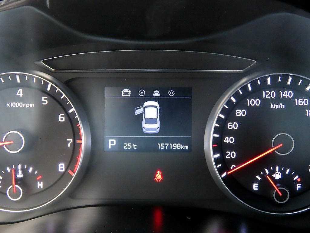 KIA K7 - Vista 9