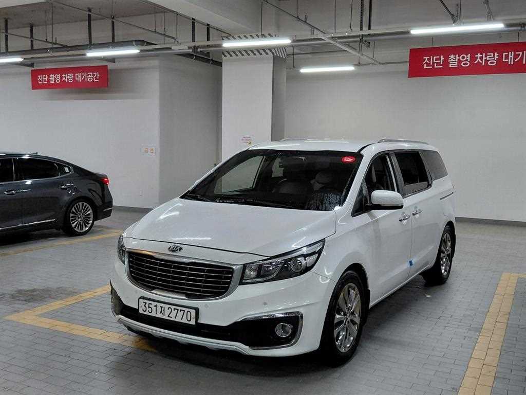 KIA Carnival 2016 Blanco - Importación desde Corea - HF Imports Iquique - Foto 1