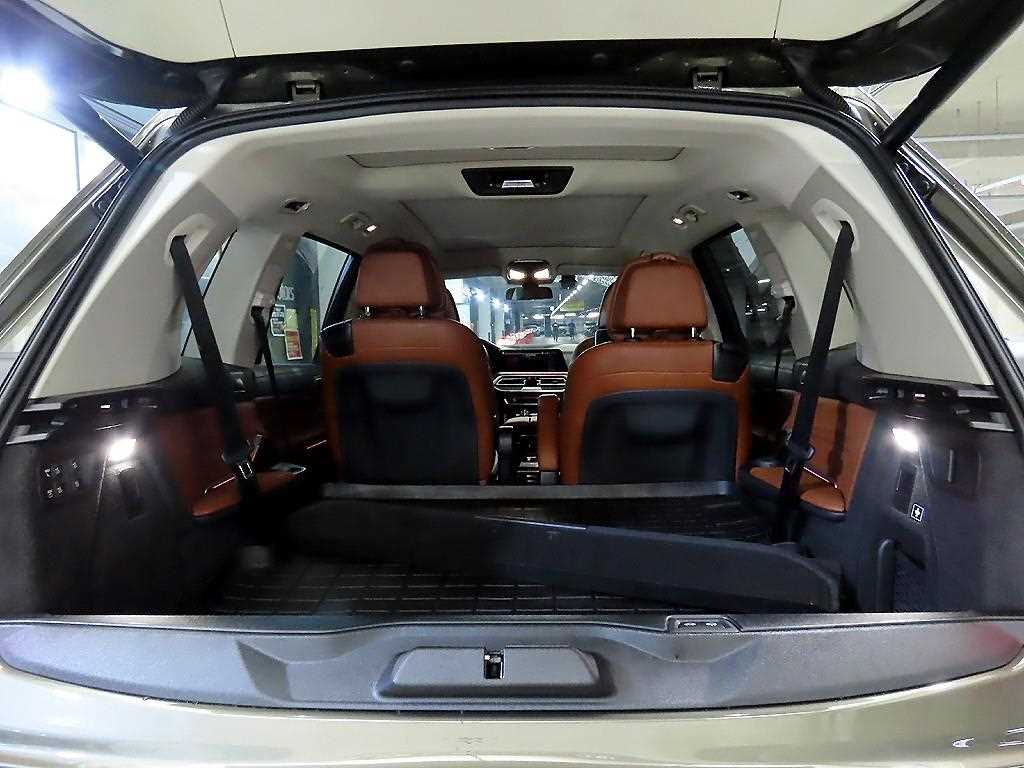BMW X7 2022 Gold color - Importación desde Corea - HF Imports Iquique - Foto 16