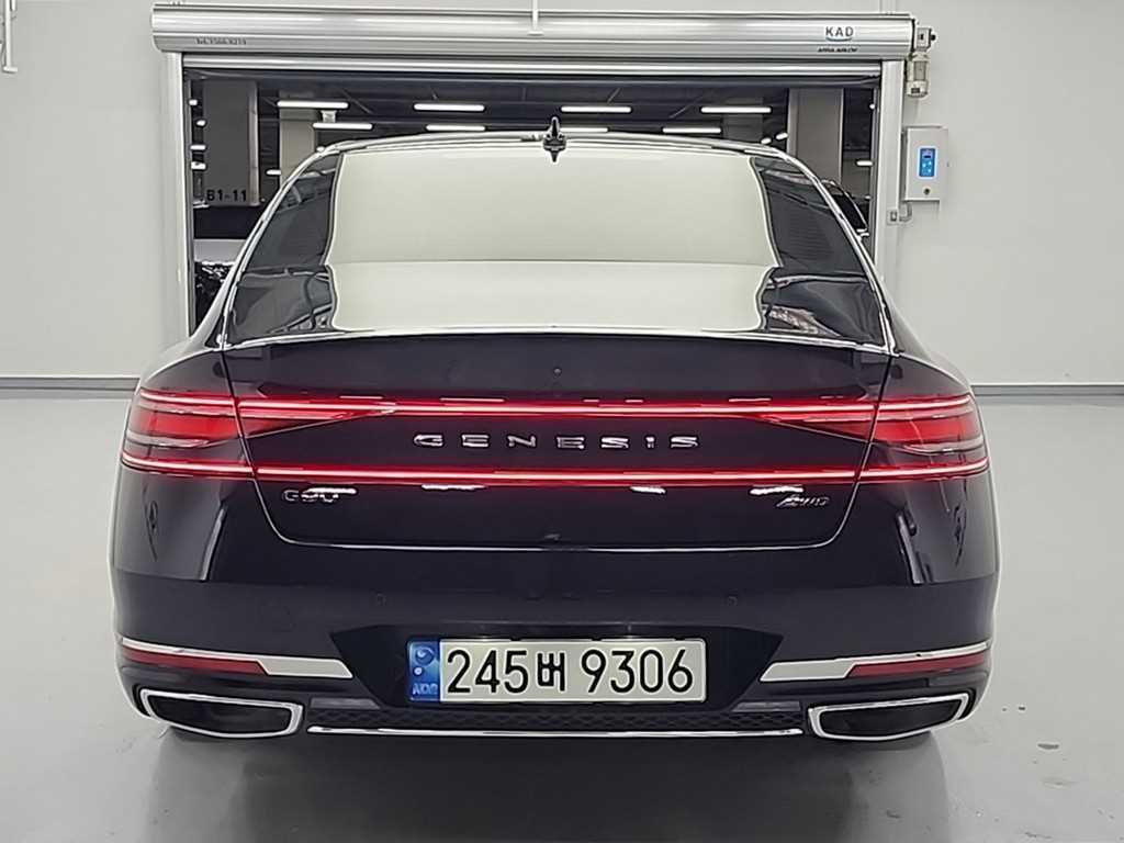 Genesis G90 - Vista 3