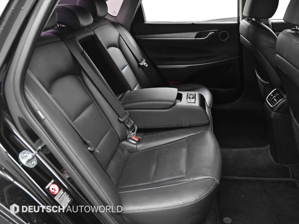 HYUNDAI Grandeur - Vista 12