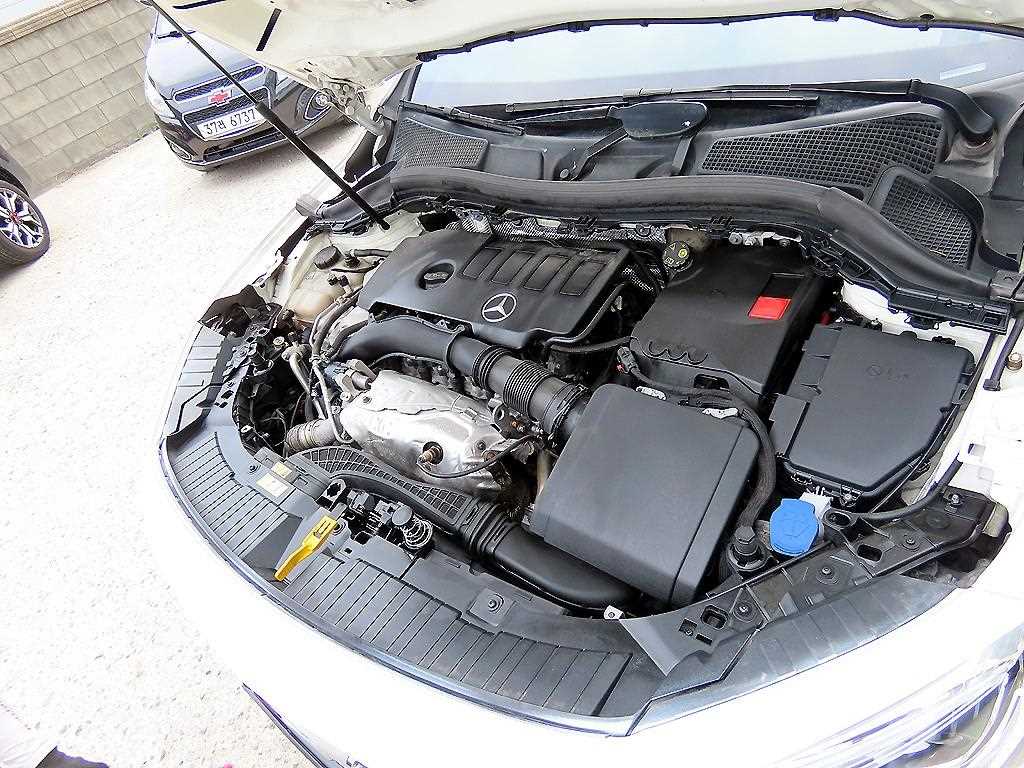 Mercedes Benz GLA Class 2023 Blanco - Importación desde Corea - HF Imports Iquique - Foto 19
