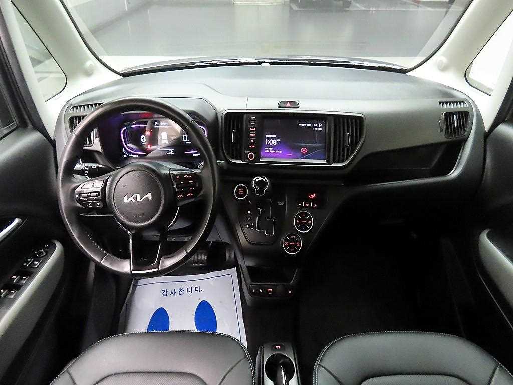 KIA Ray - Vista 8