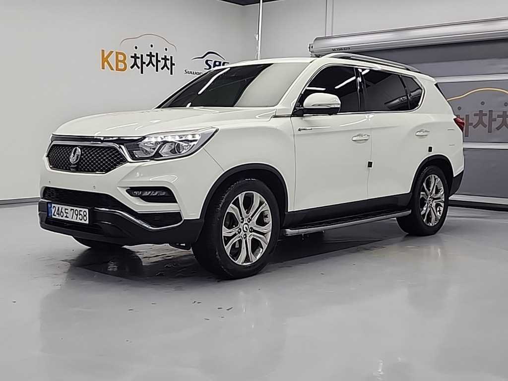 Ssangyong Rexton 2019 Blanco - Importación desde Corea - HF Imports Iquique - Foto 1