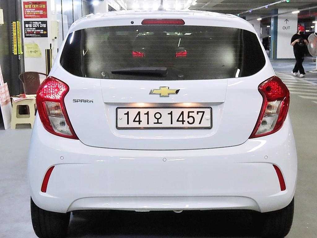 Chevrolet Spark - Vista 5